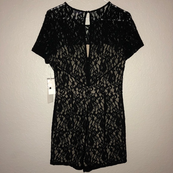 1. State Lace Romper size 6 NWT - Picture 4 of 7